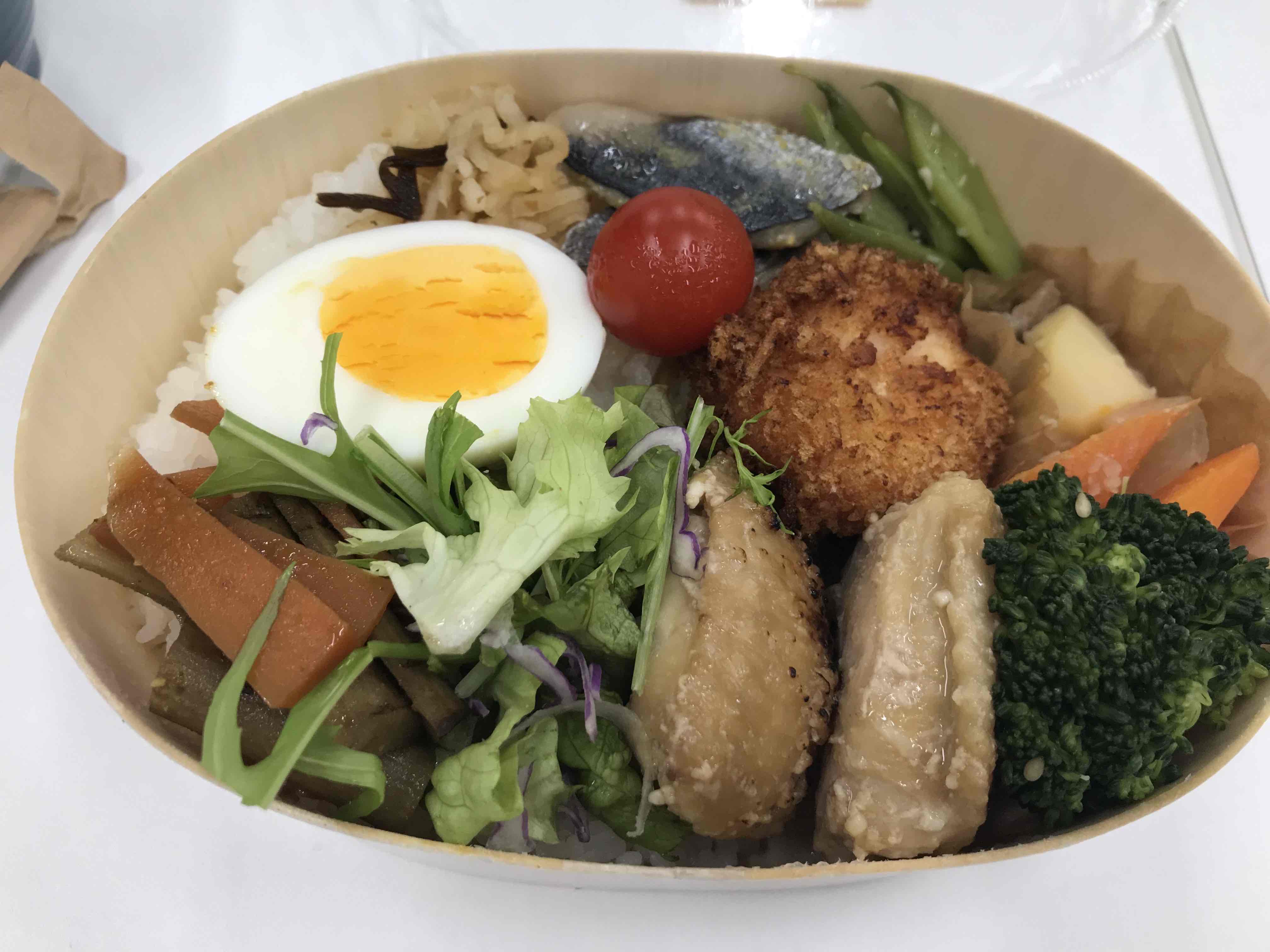 ご近所の素敵なカフェ