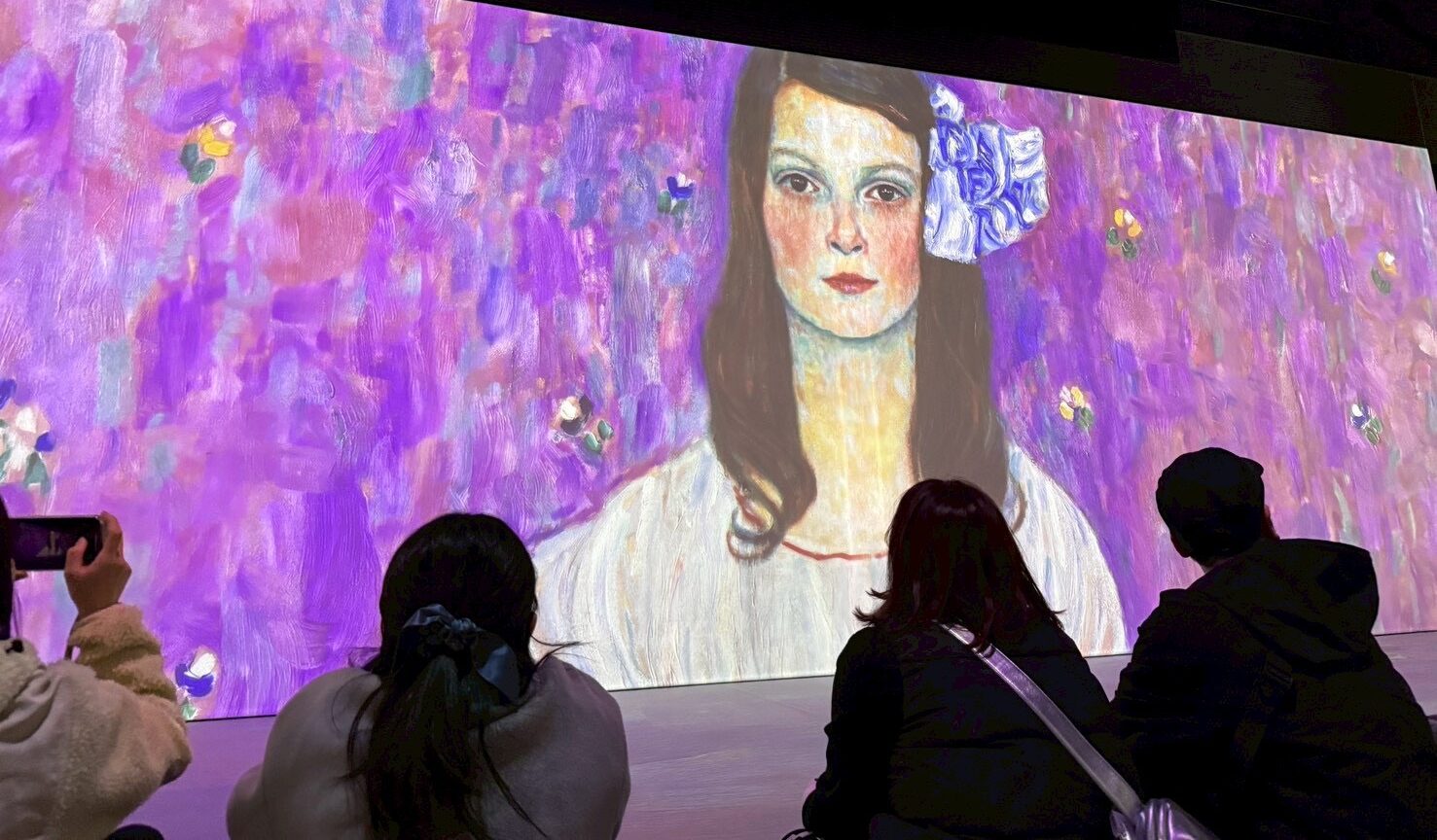 次世代の絵画展ですね